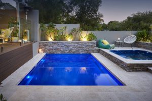 4-7m-plunge-pool-royal-blue-shimmer-east-fremantle-1-min